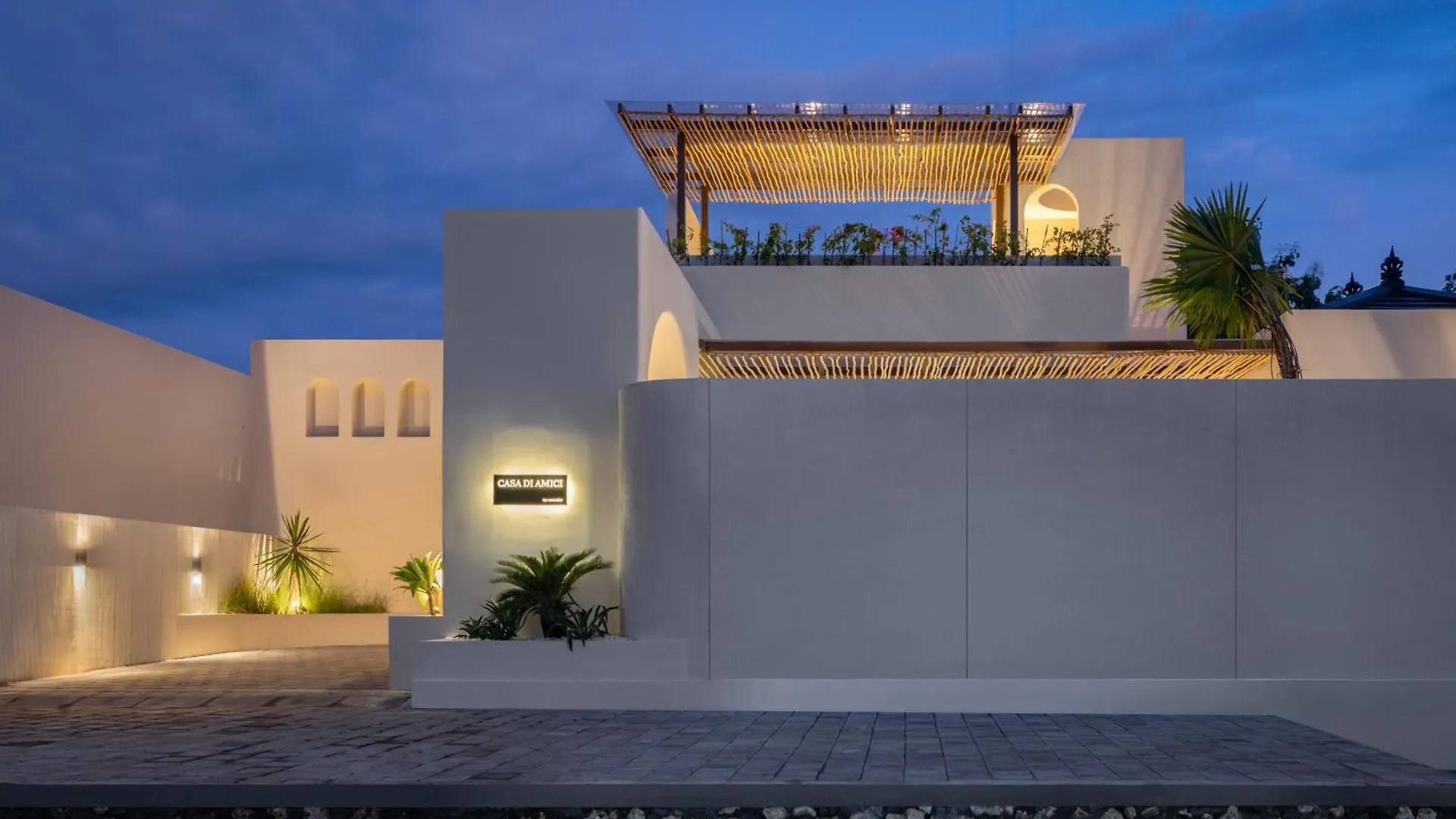2 Bedroom Villa In Ungasan - Casa Di Amici contacts
